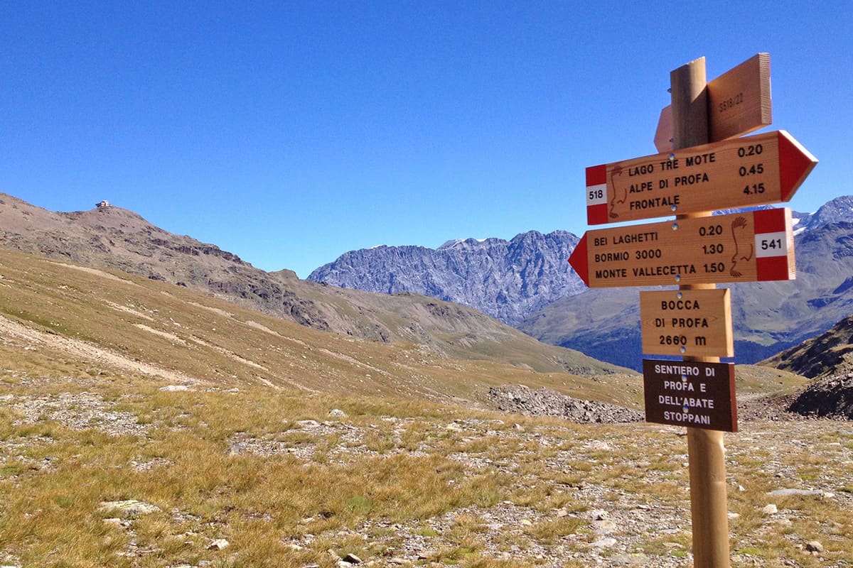 mountain hiking in bormio. official signage