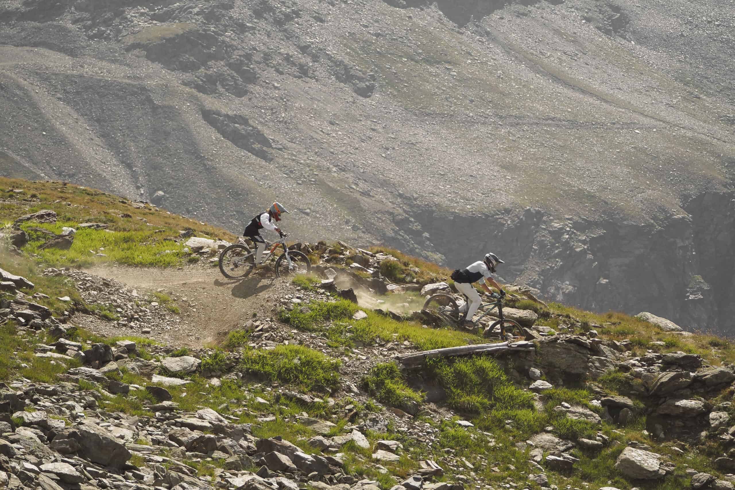 lezione di downhill con la scuola downhill bormio